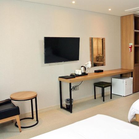 Jeju Noblesse Hotel Εξωτερικό φωτογραφία
